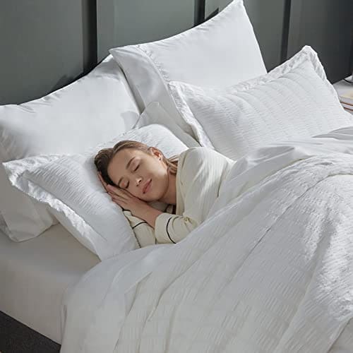 CozyLux Queen Bed in a Bag White Seersucker Comforter Set with Sheets 7-Pieces All Season Bedding Comforter, Pillow Sham, Flat Sheet, Fitted Sheet and Pillowcase Deep Pocket Fitted Sheet